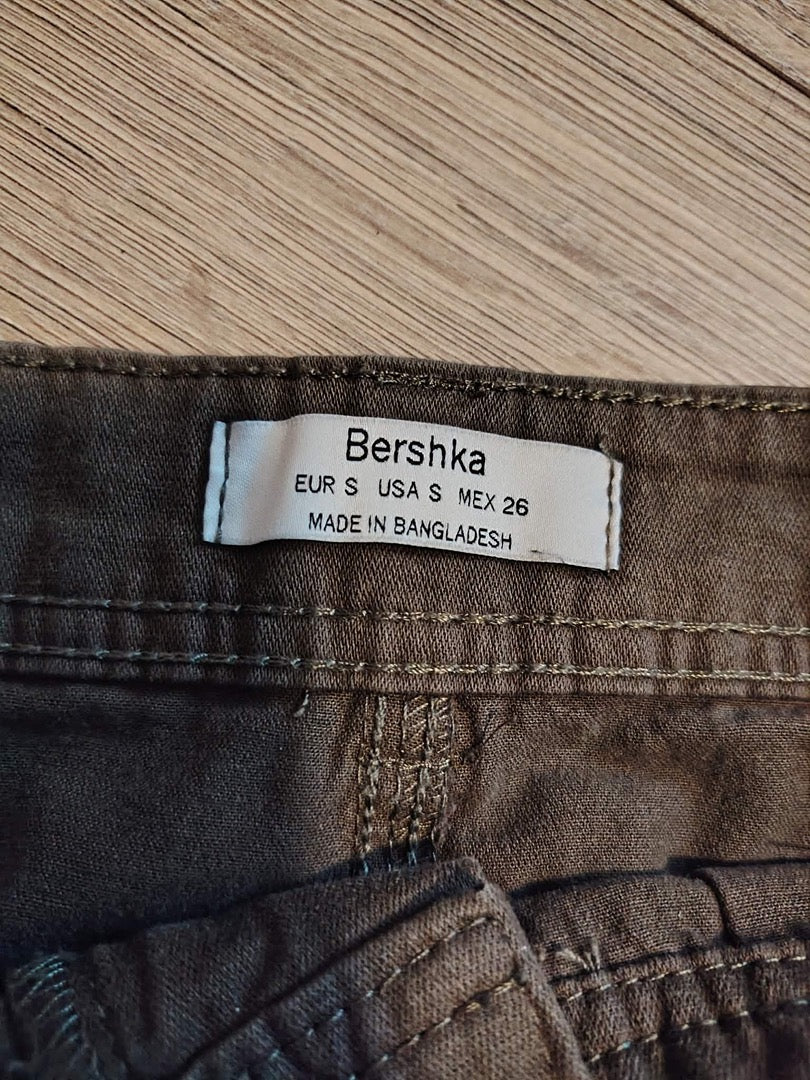 Mini-jupe cargo Bershka - S - Kaki - État : Excellent