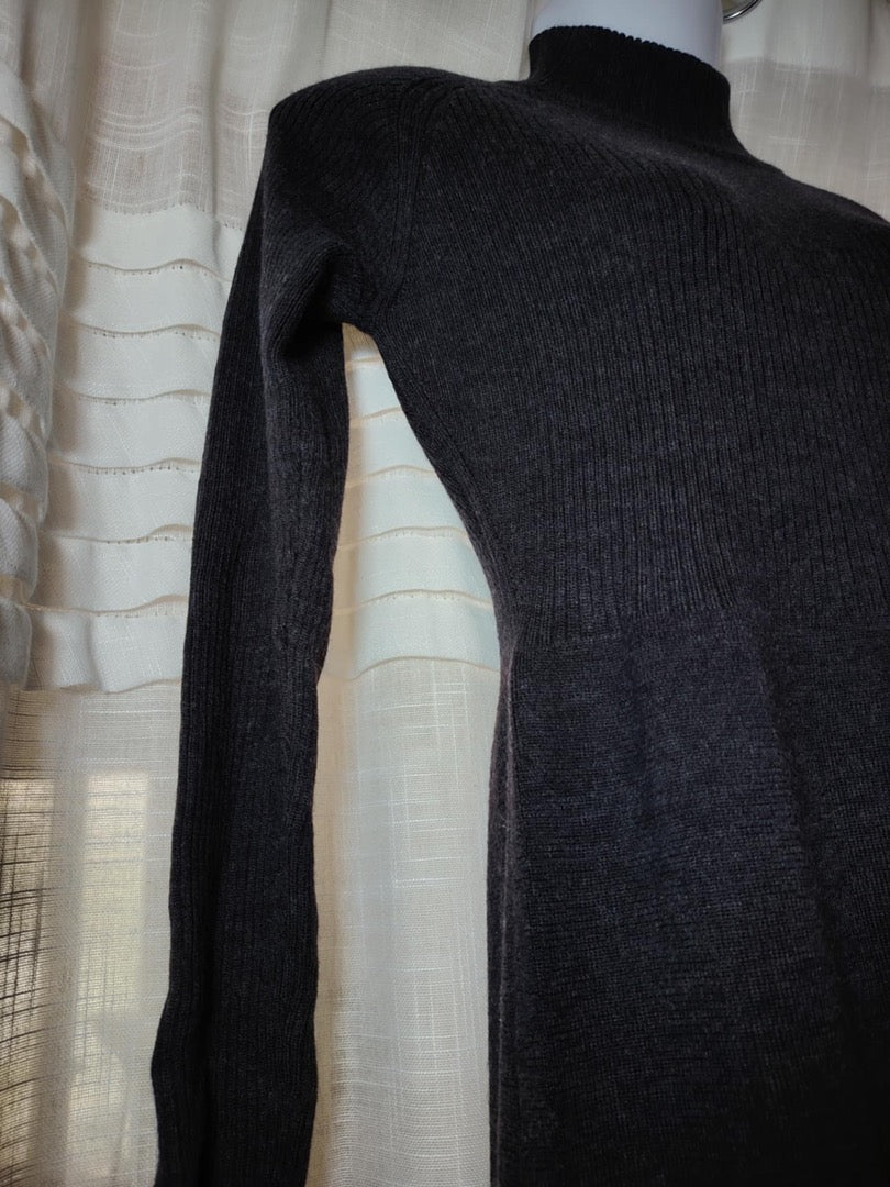 Robe en maille New Yorker - M - Gris foncé - État : Excellent