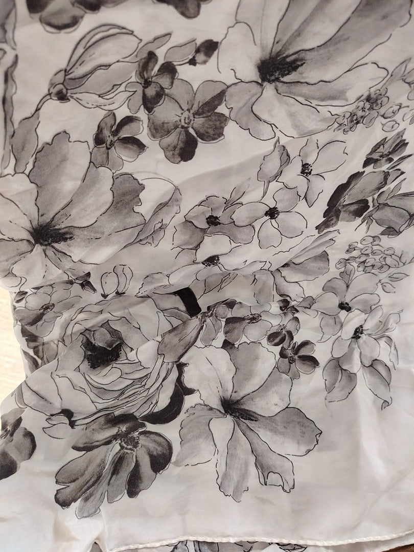 Foulard Mila Schön Concept - Taille unique - Blanc - État : Excellent