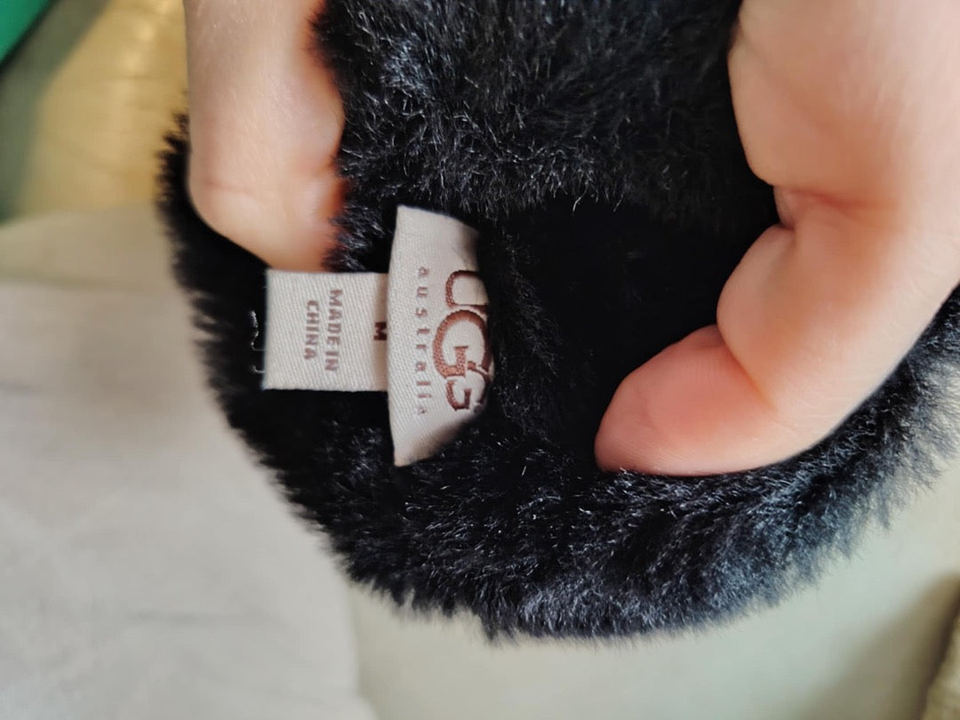 Gants Ugg - Taille M - Noir - État : Très Bon