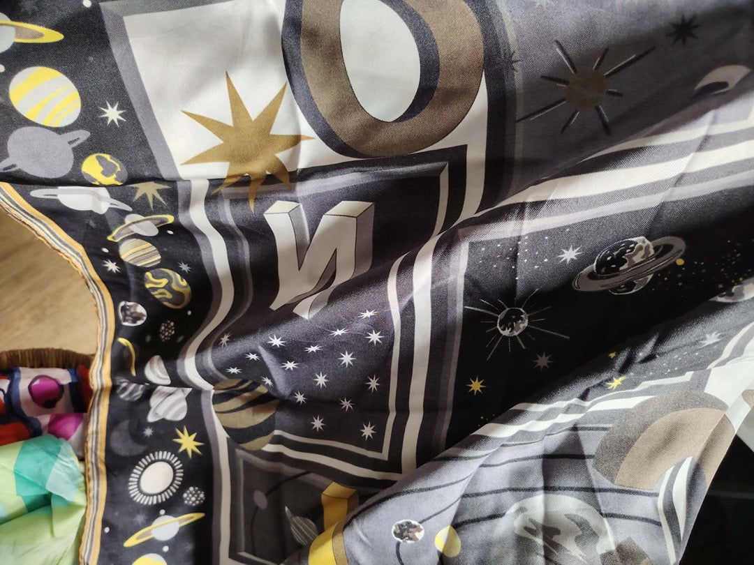 Foulard Longchamp - Taille unique - Noir - État : Excellent