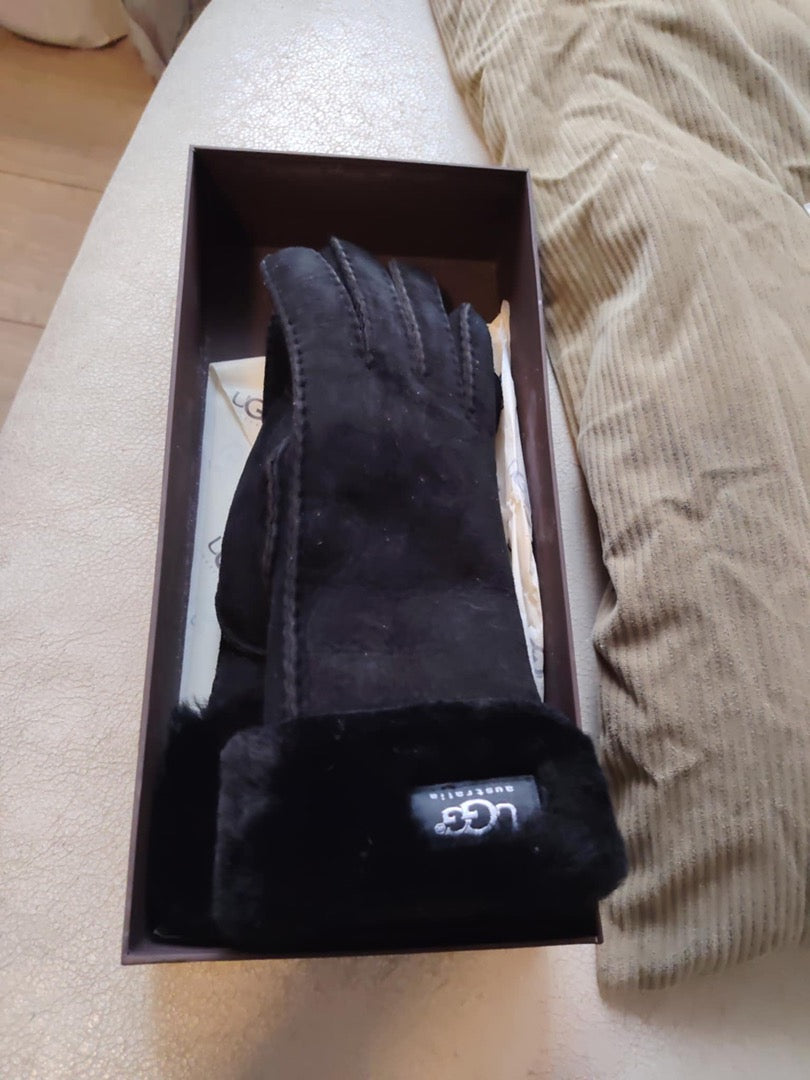 Gants Ugg - Taille M - Noir - État : Très Bon