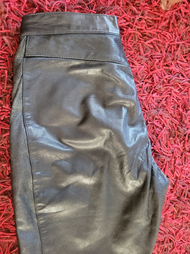 Pantalon en cuir Clothes - 38 - Noir - État : vintage